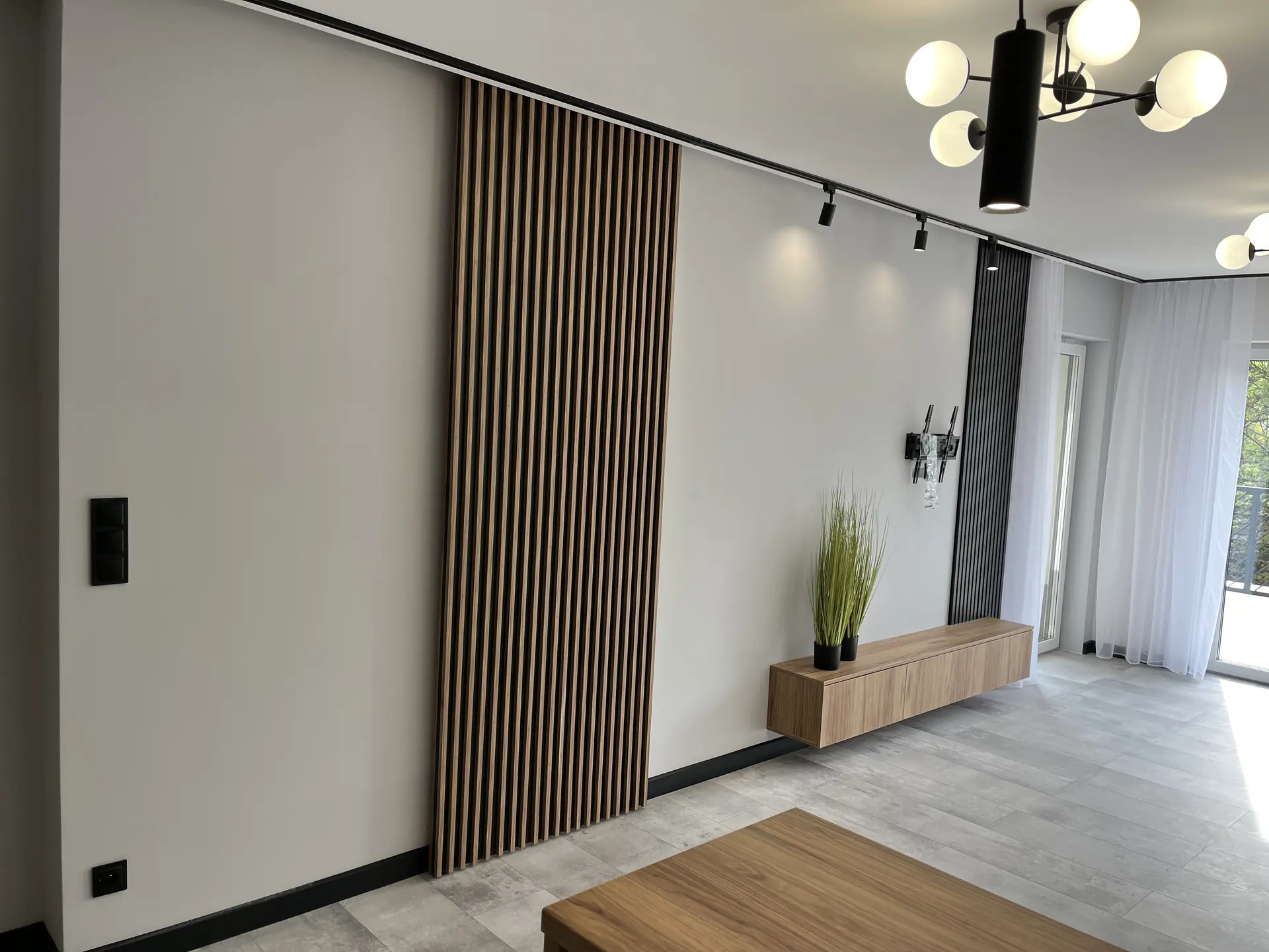 Zabudowa salonowa Ruda Śląska – regały na wymiar